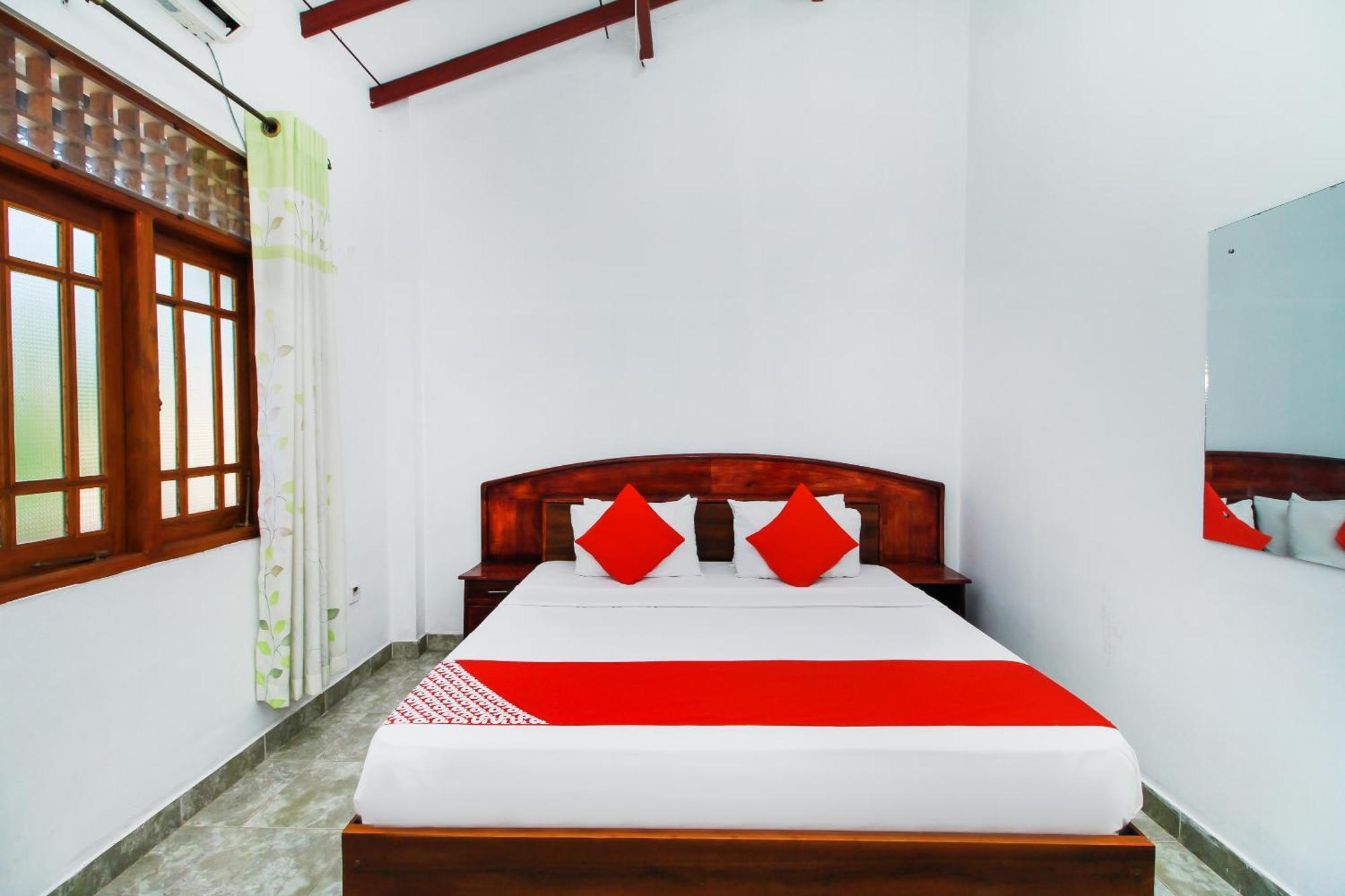 Airport Green View Resort Andiambalama Exterior foto
