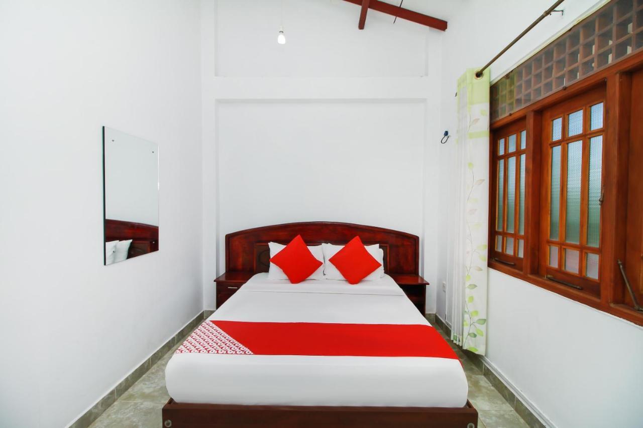 Airport Green View Resort Andiambalama Exterior foto
