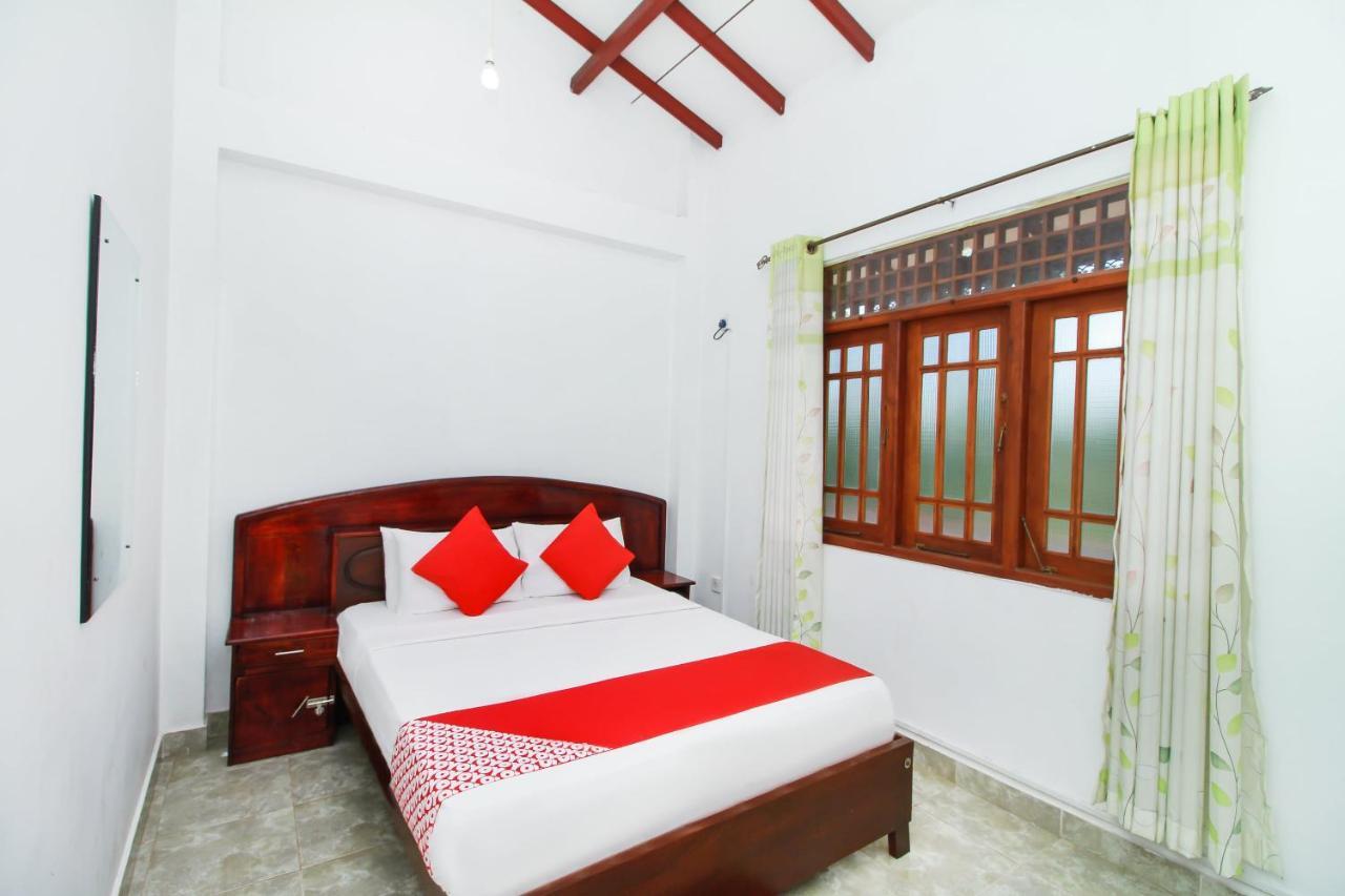 Airport Green View Resort Andiambalama Exterior foto